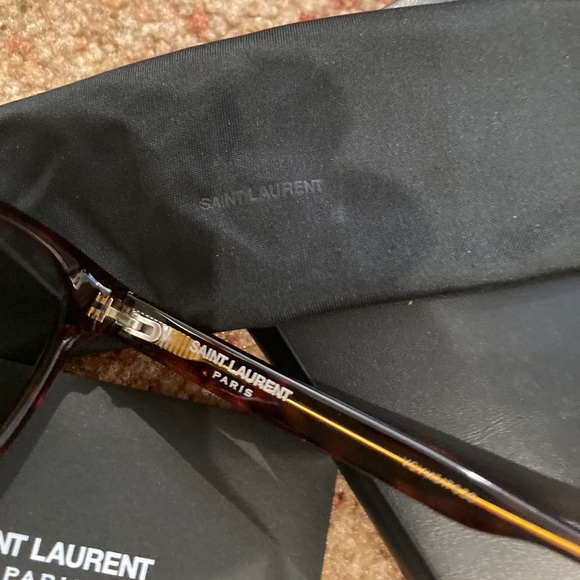 😎 Saint Laurent Designer Unisex Oval Sunglasses - Picture 10 of 12